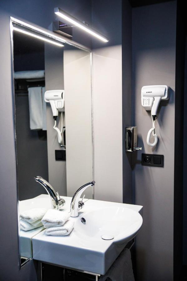 The Phoenix Boutique Hotel Erivan Dış mekan fotoğraf