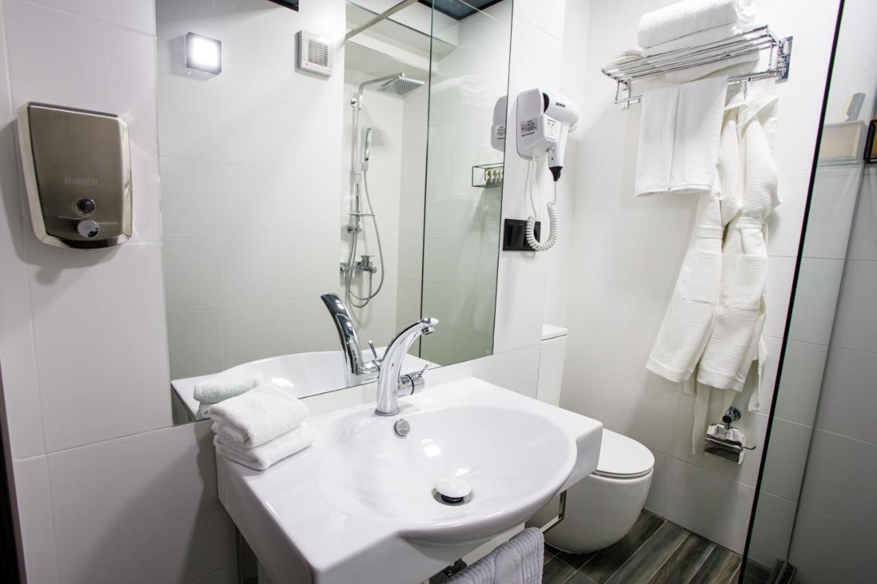 The Phoenix Boutique Hotel Erivan Dış mekan fotoğraf