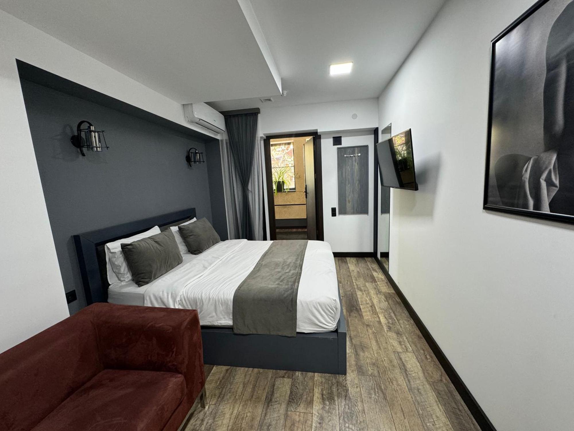 The Phoenix Boutique Hotel Erivan Dış mekan fotoğraf